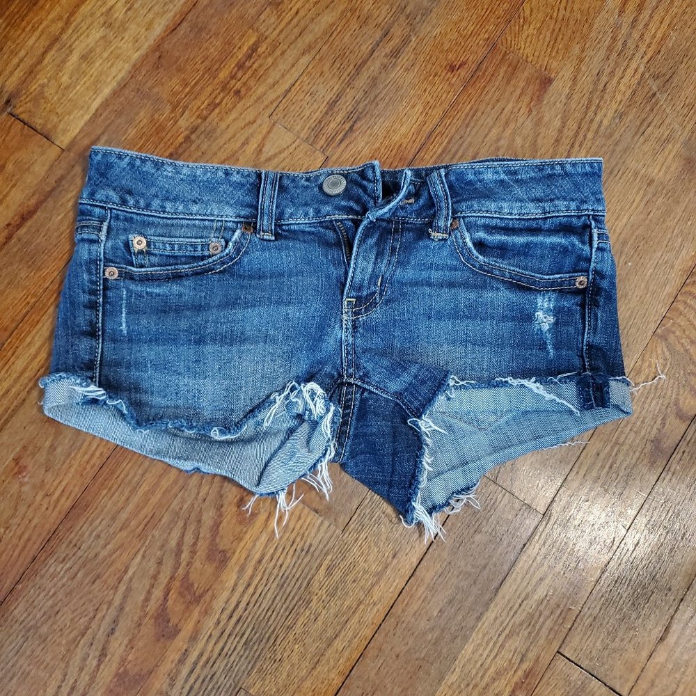 Size 2 American Eagle shorts